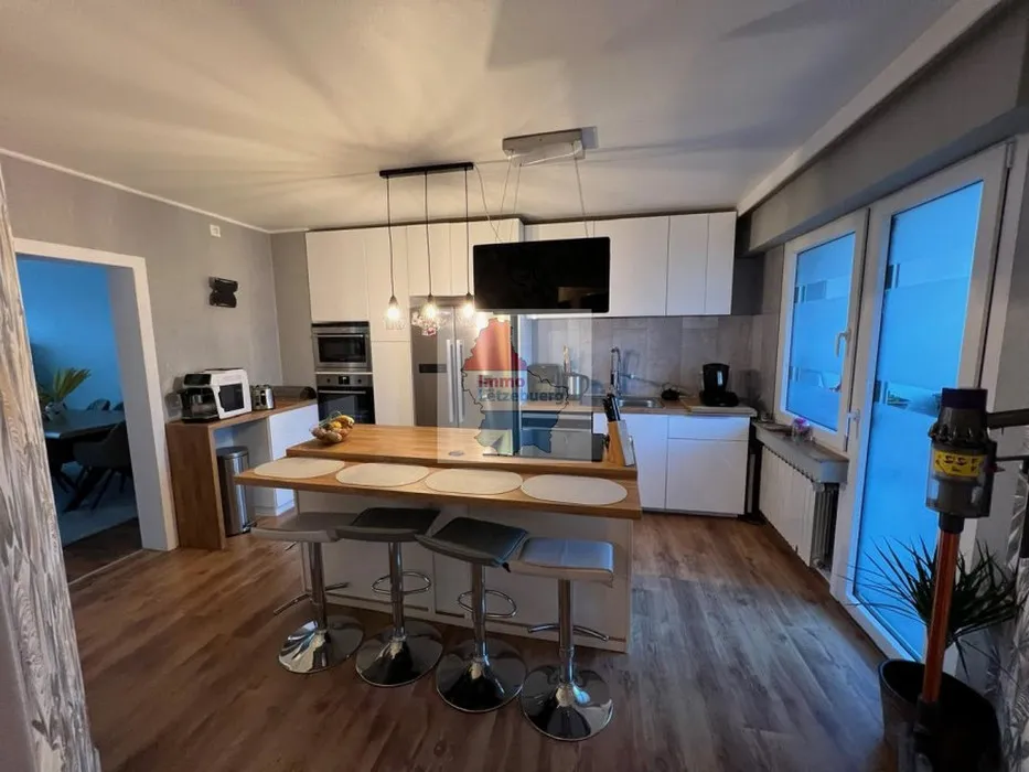 Köök - Renovated Apartment with Balcony in Ettelbruck