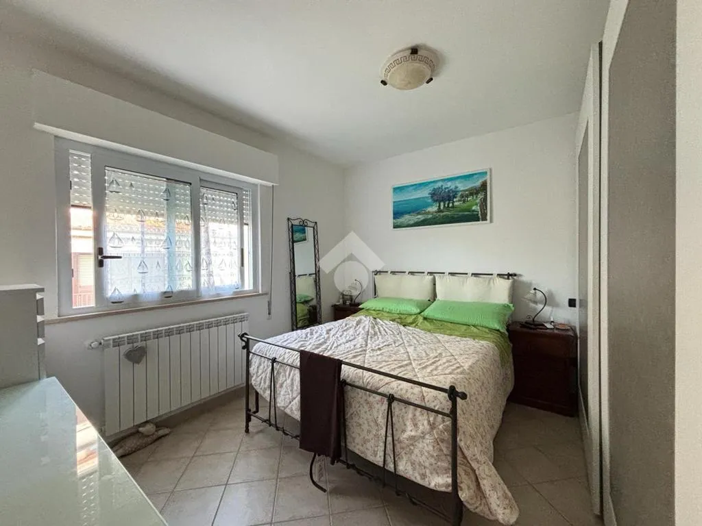 Magamistoad - Semi-detached House with Garden in Pineto