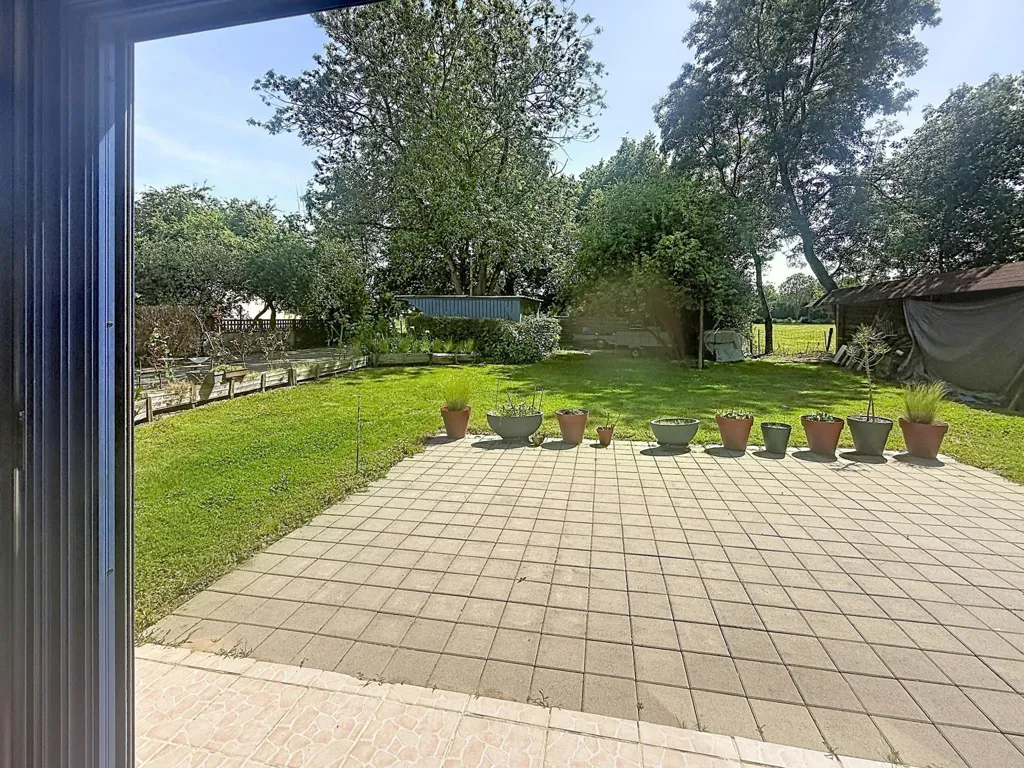 Jardin - Maison avec Jardin et Véranda à Ligné