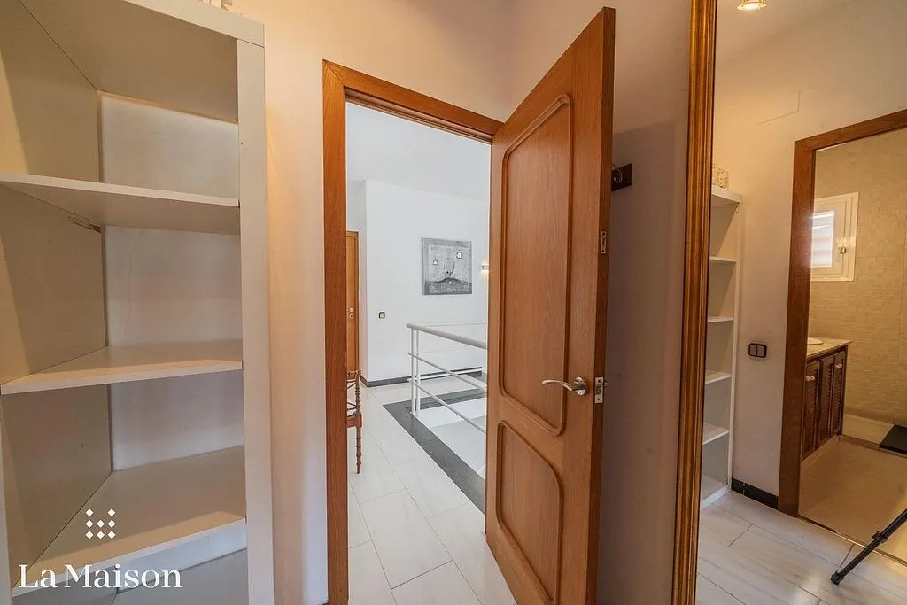 Hallway - Luxury House with Pool in Arenys de Munt