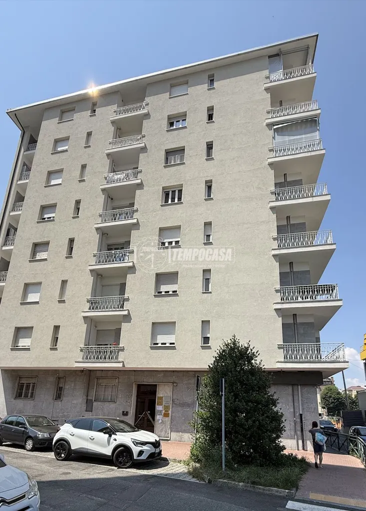 Extérieur - Central Billet with Balcony in Collegno