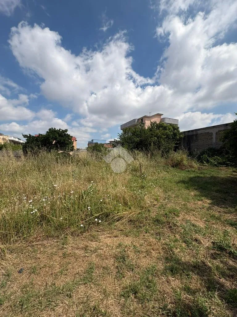 Jardin - Buildable Plot with Development Potential in Afragola