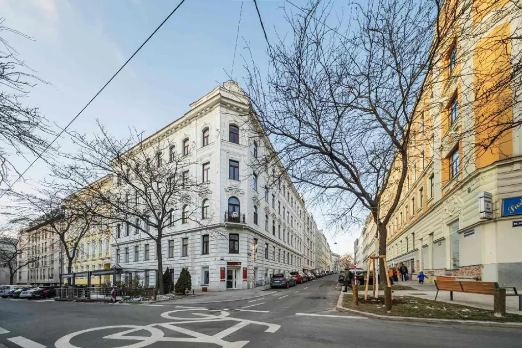 Exterior - Viennese Style Altbau with Diverse Uses in Meiselstraße