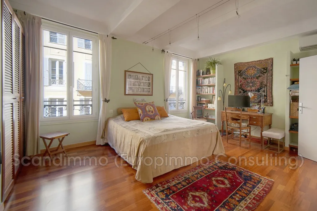 Bedrooms - 3-Bed Apartment with South Terrace in Nice