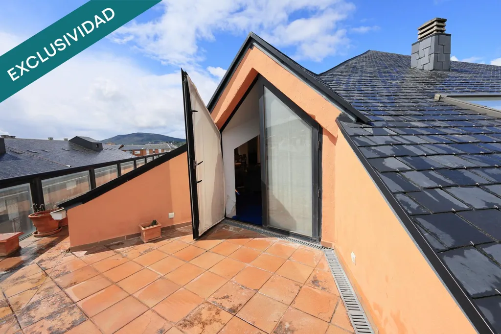 Terrasse - Bright Penthouse with Terrace in Bembibre