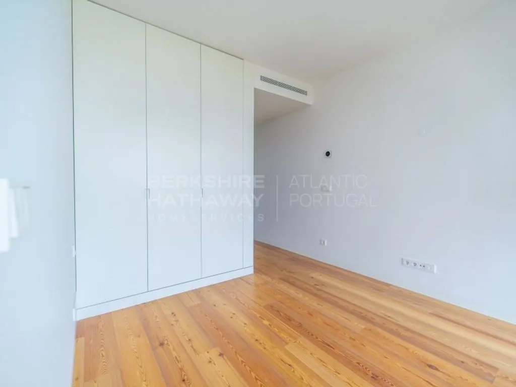Pièces - Luxury Duplex Flat with Rooftop in Cascais