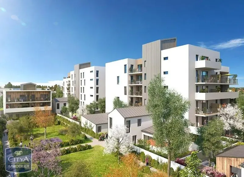 Exterior - 2-Bedroom Apartment with Balcony in Lormont