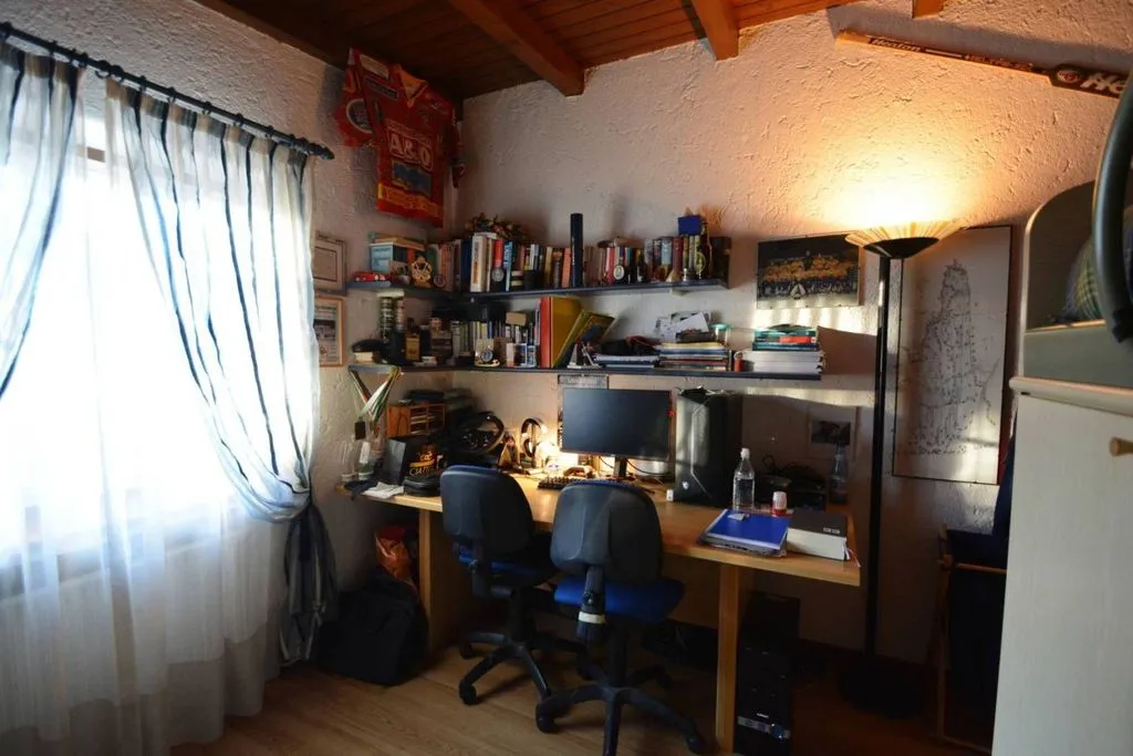 Bureau - Spacious Villa with Garden in Gallio