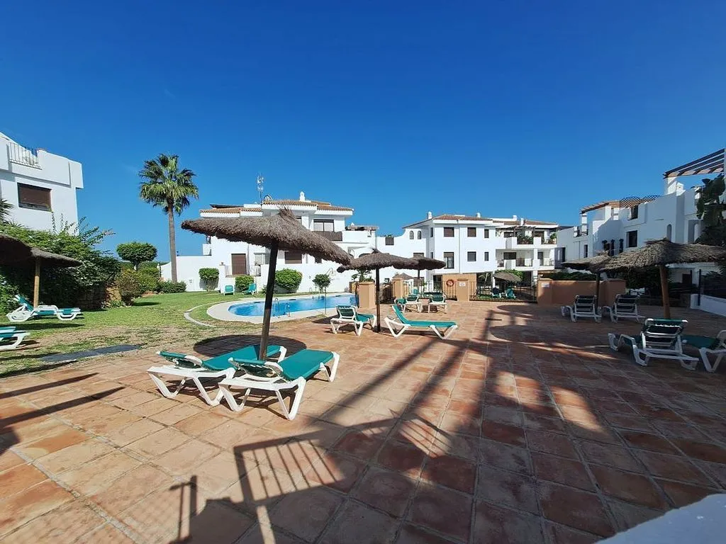 Piscine - Apartment with Pool and Terrace in Alcaidesa