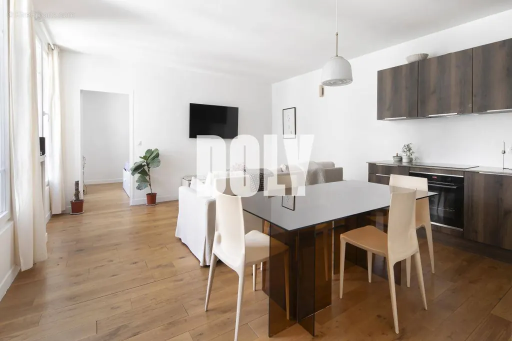 Salle à manger - Appartement Rénové dans le Quartier Croulebarbe à Paris