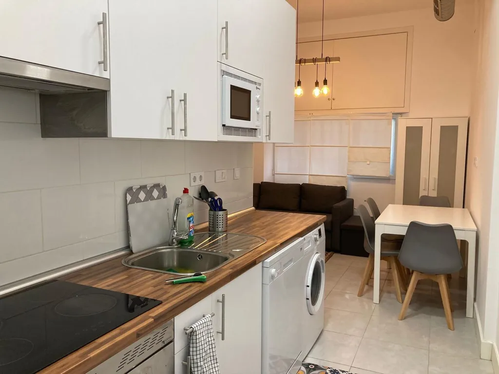 Cuisine - Refurbished Flat with Lift in Vallehermoso, Madrid