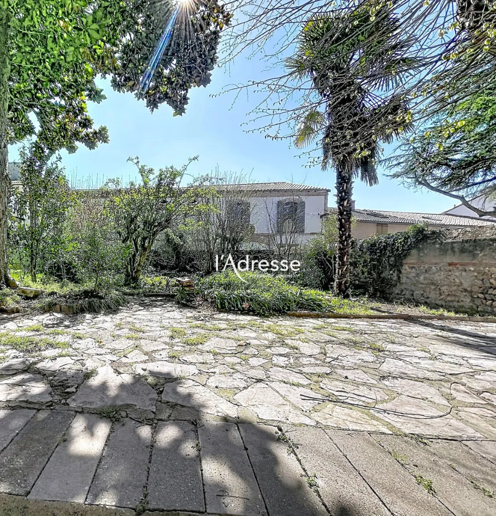 Aed - Victorian House with Garden in Muret Centre