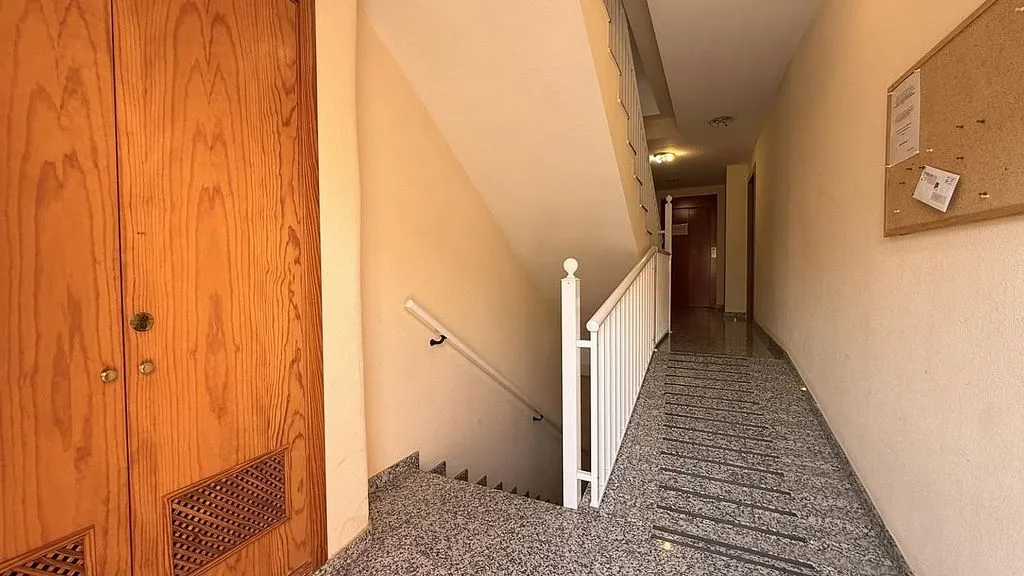 hallway_entrance