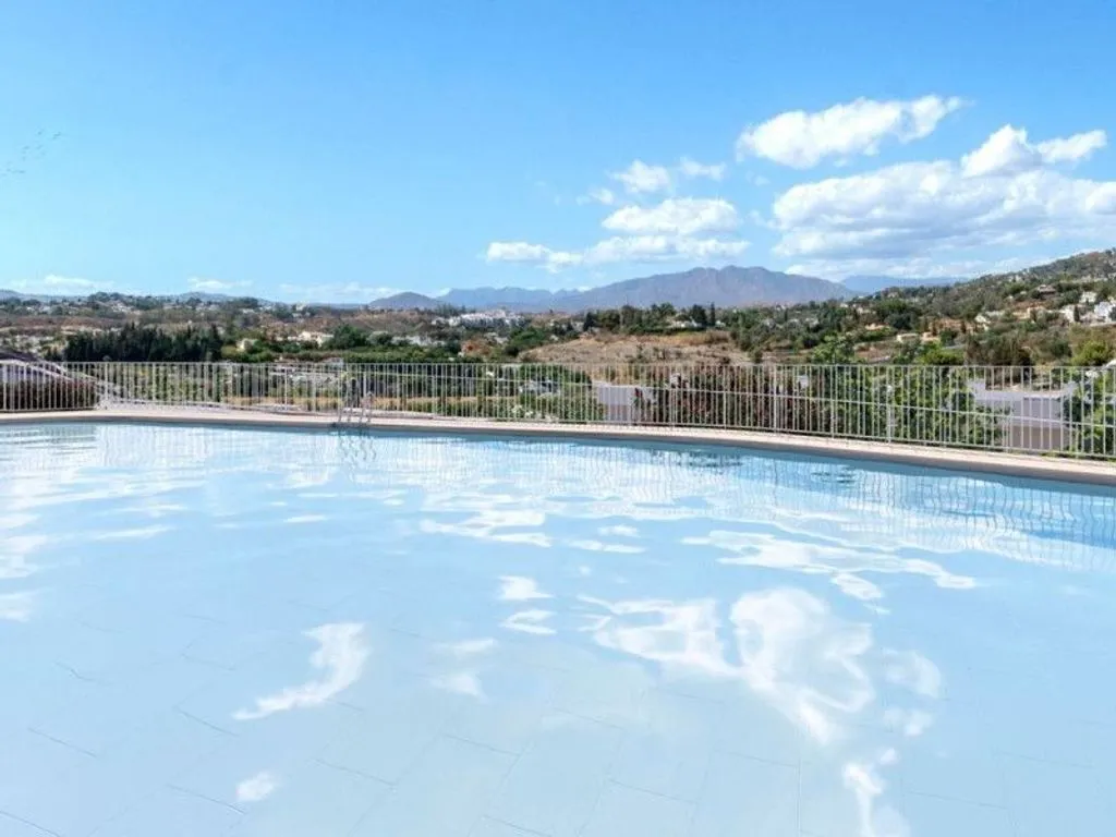 Piscine - Luxury Flat with Pool in Fuengirola
