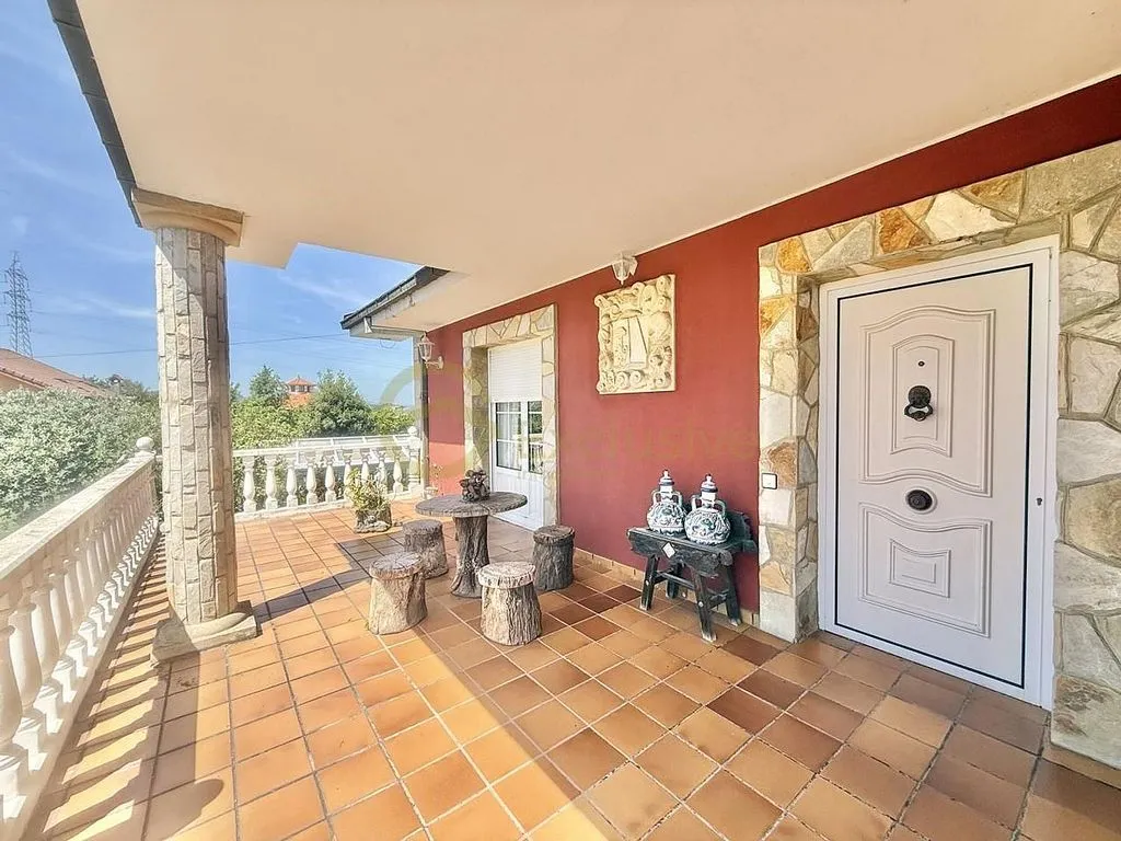 Terrasse - Chalet with Pool and Terrace in Lugar Granda