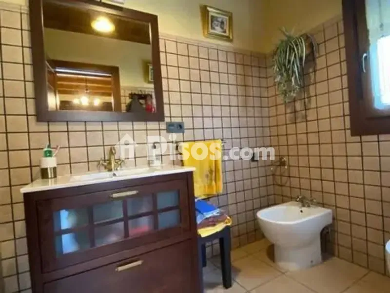 Bathrooms - Chalet with Picos de Europa Views in Arriondas