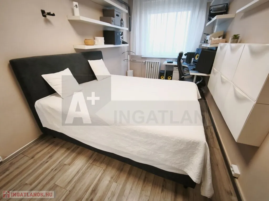 Chambres - Flat with Balcony in Szeged-Rókus