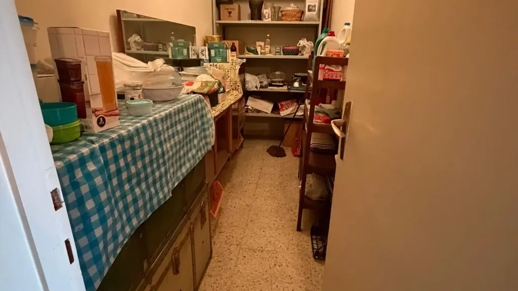 Lavanderia - Two-Bedroom Apartment in Cosenza