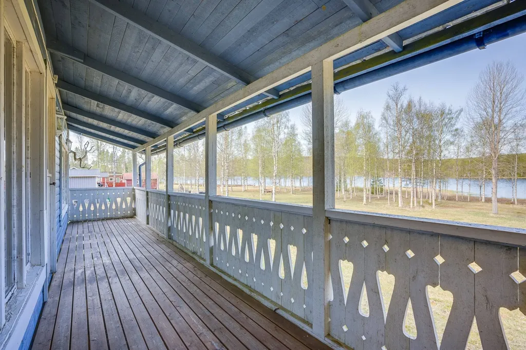 Villa with Lake View near Umeå