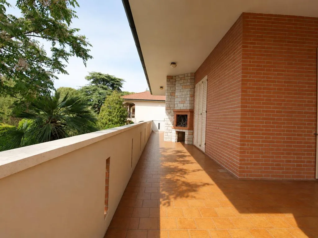 Terrazza - Villa indipendente con giardino a Osimo