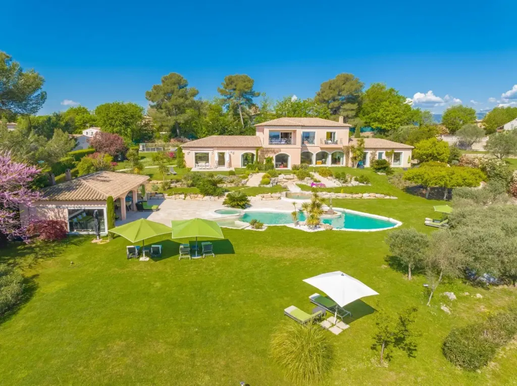 Õhuvaade - Contemporary Bastide with Pool in Quiet Setting