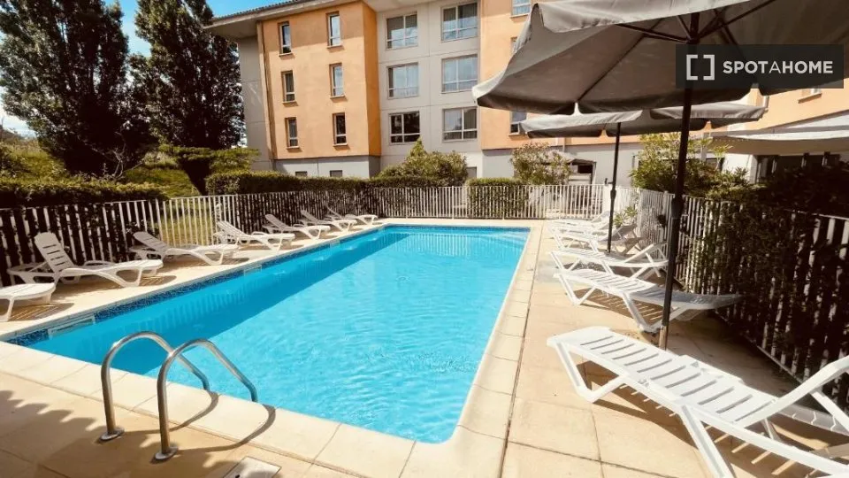 Piscina - Apartment in Carcassonne