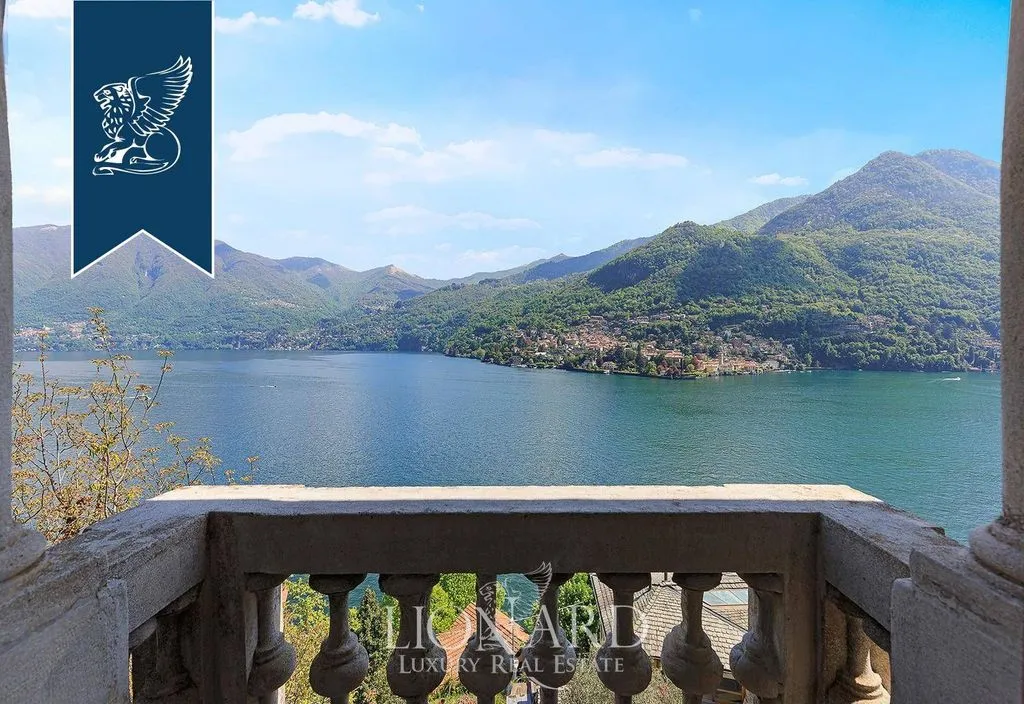 Terrass - Luxury Villa with Lake View in Moltrasio
