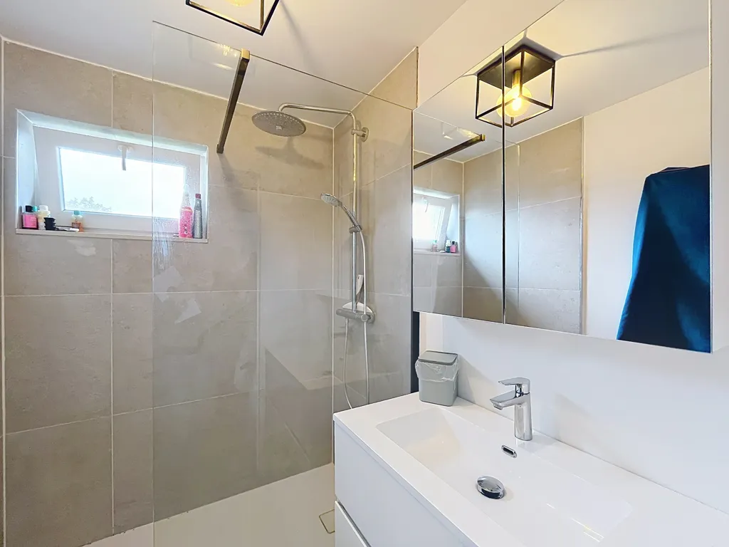 Vannitoad - Bright Apartment with Garden in Sint-Michiels