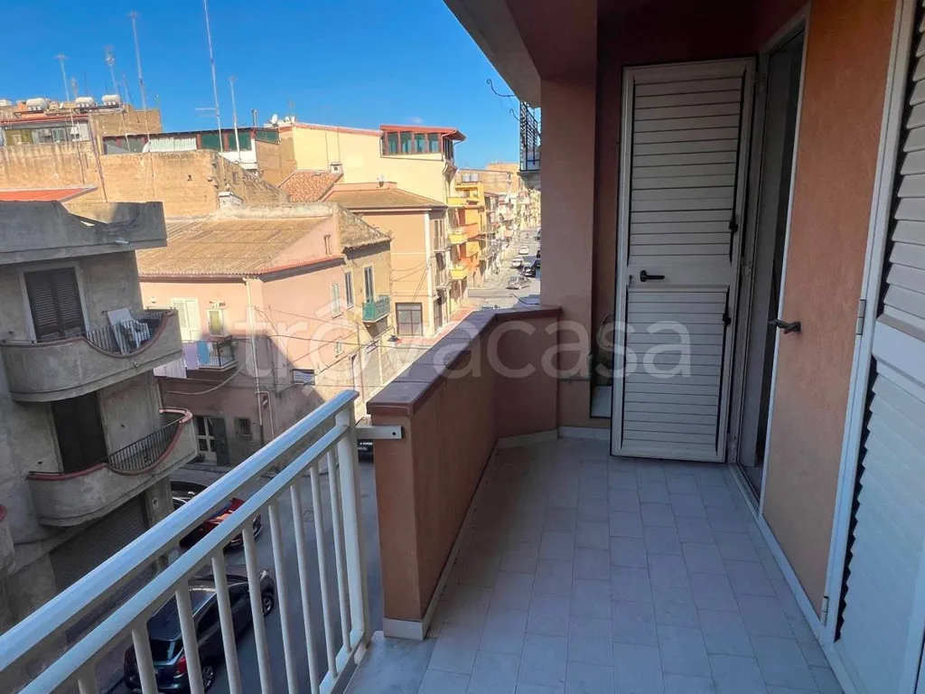 Balcon - Independent House with Balcony in Licata