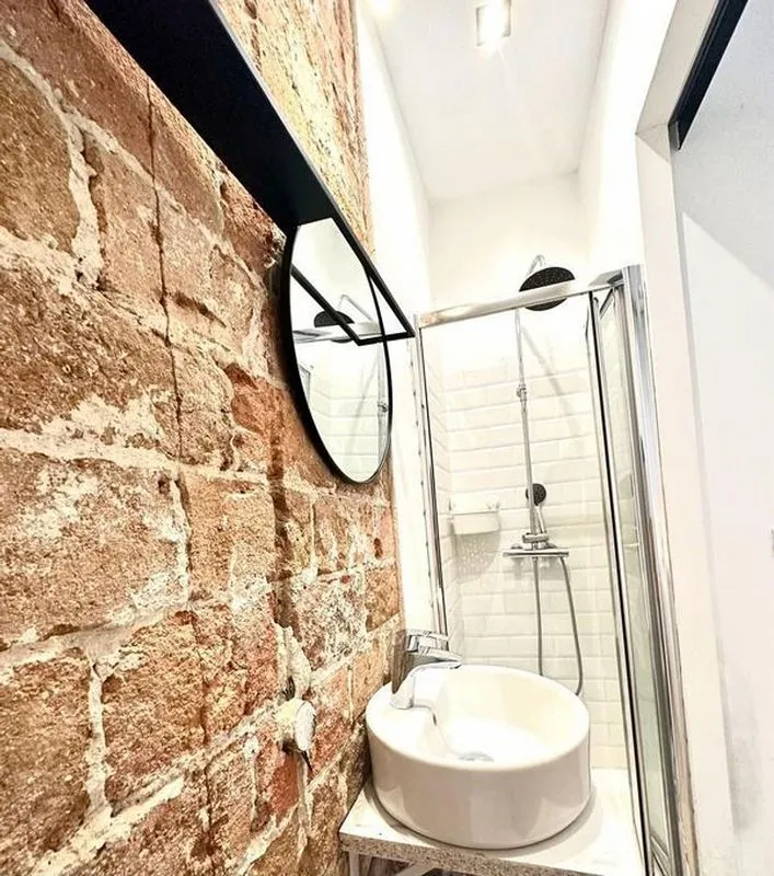 Salles de bain - Furnished Apartment with West View in Madrid