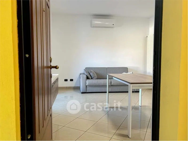 Séjour - Two-Bedroom Flat with Balcony in Cislago