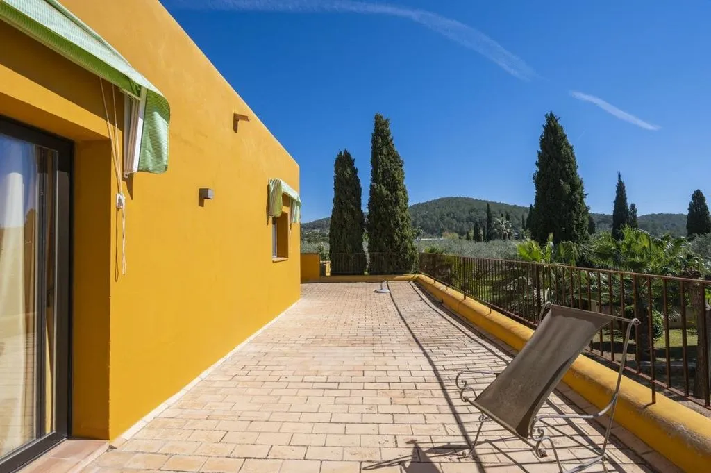 Terrass - Exclusive Country House with Rustic Charm in Ibiza