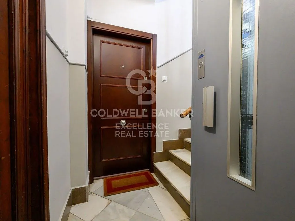 hallway_entrance