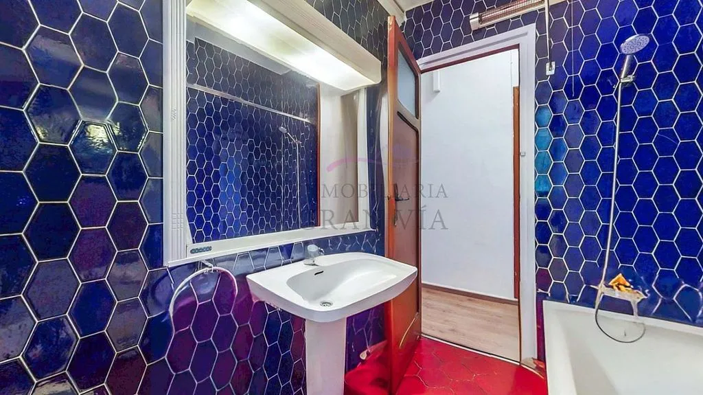 Salles de bain - Apartment with Air Conditioning in Arrancapins