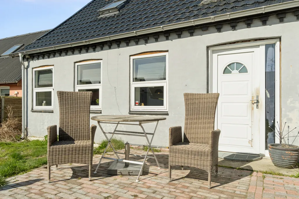 Exterior - Villa with Garden in Randers SØ