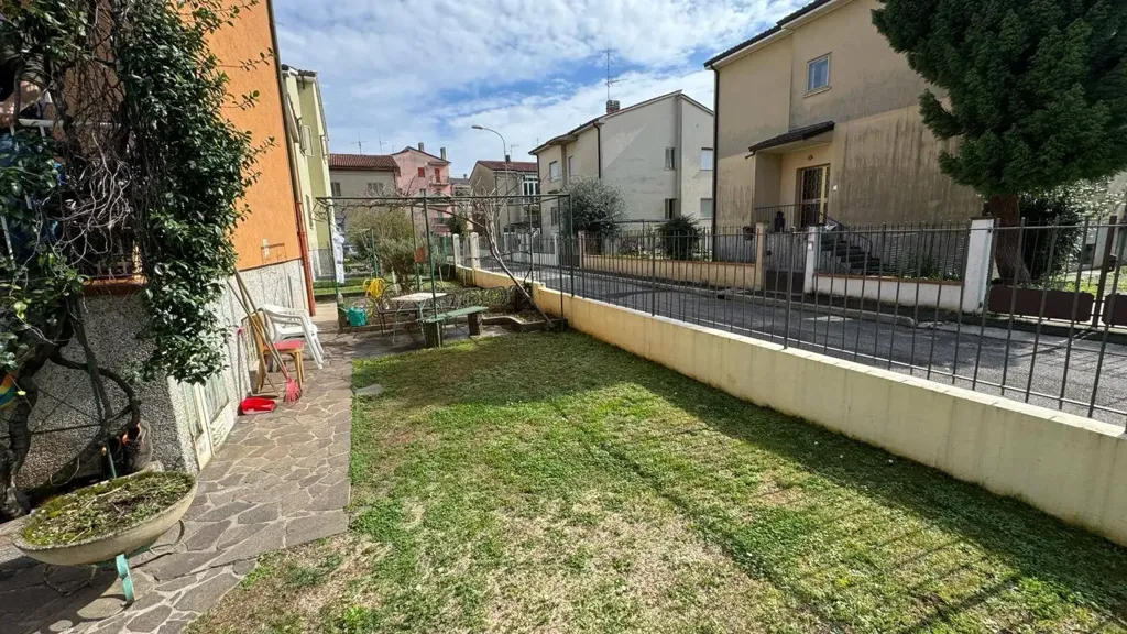 Garden - Terraced Villa with Garden in Gorizia