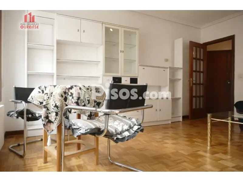 Living Room - Furnished Flat with Balcony near University Campus