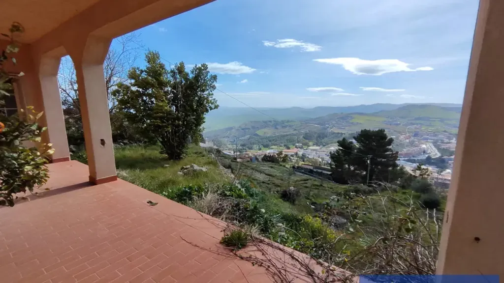 Terrasse - Rustic Villa with Panoramic View in Enna