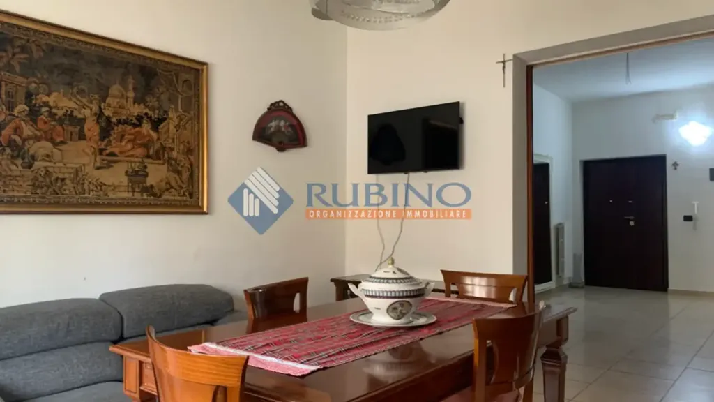 Séjour - Spacious Apartment near Trani Station