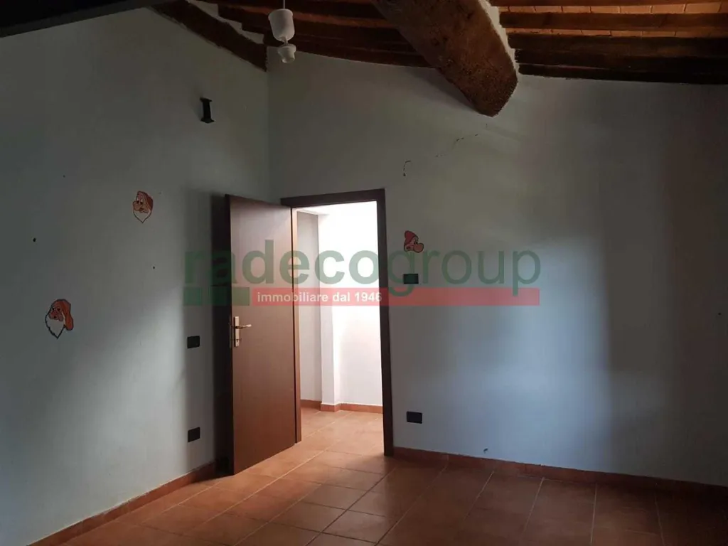 Toad - Tuscan Villa with Garden in Collesalvetti