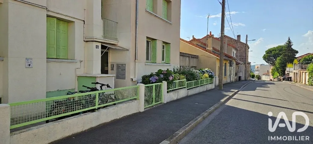 Extérieur - Appartement T3 avec Balcon à Saint-Étienne