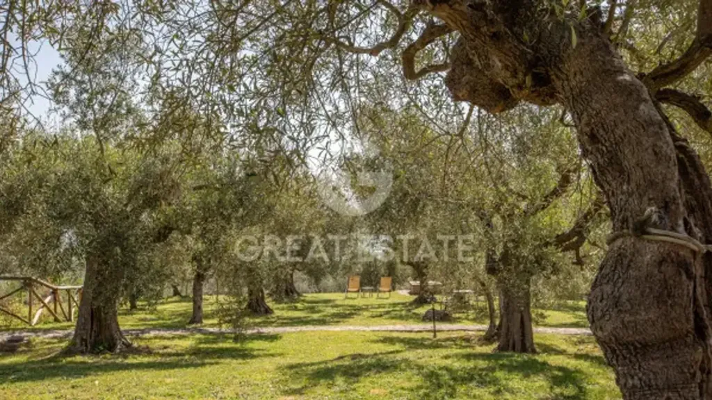 Jardin - Rustic Apartment with Pool in Piegaro