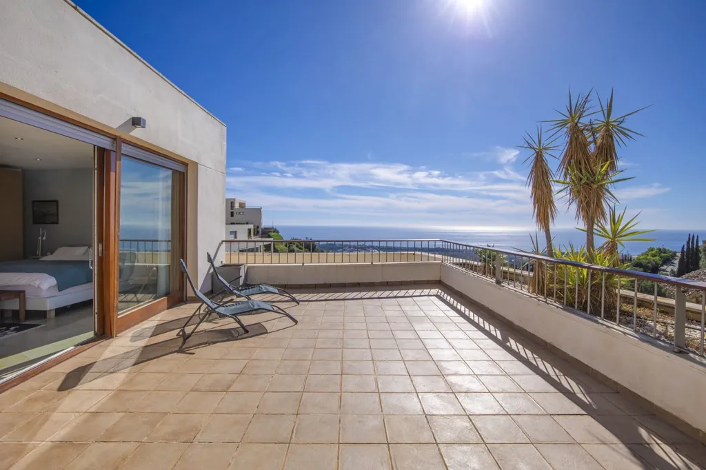 Terrass - Penthouse with Sea View in Marbella