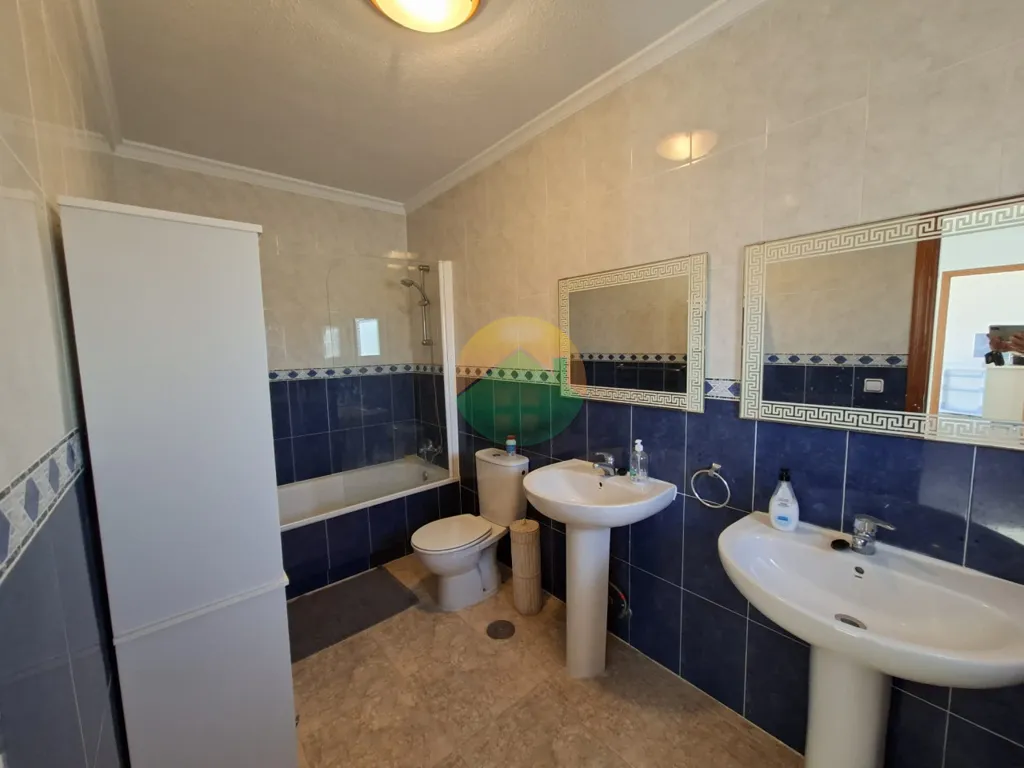 Vannitoad - House with Pool and Golf Views in Camposol