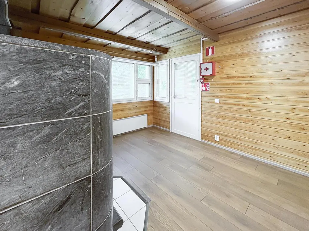Pièces - Spacious Two-Storey House with Sauna in Vangasjärvi