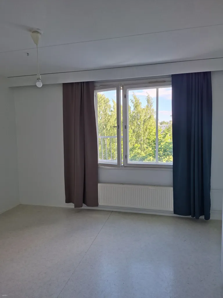 Toad - Bright Apartment with Balcony in Rastila, Helsinki