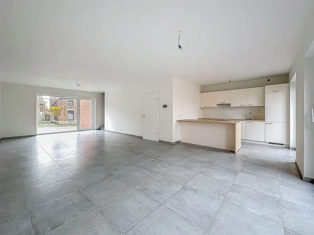 Kitchen - 3-Faced House with Terrace in Cle sur l'Heure