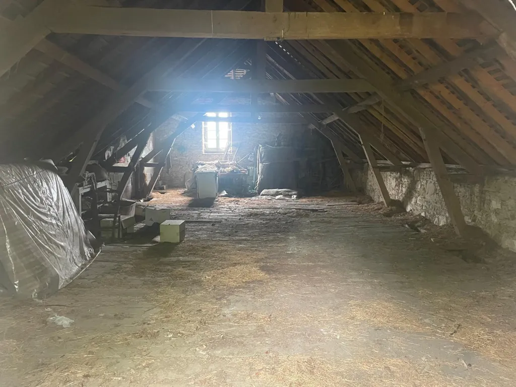 Pièces - Corps de Ferme Béarnais avec Vue à Lasseube