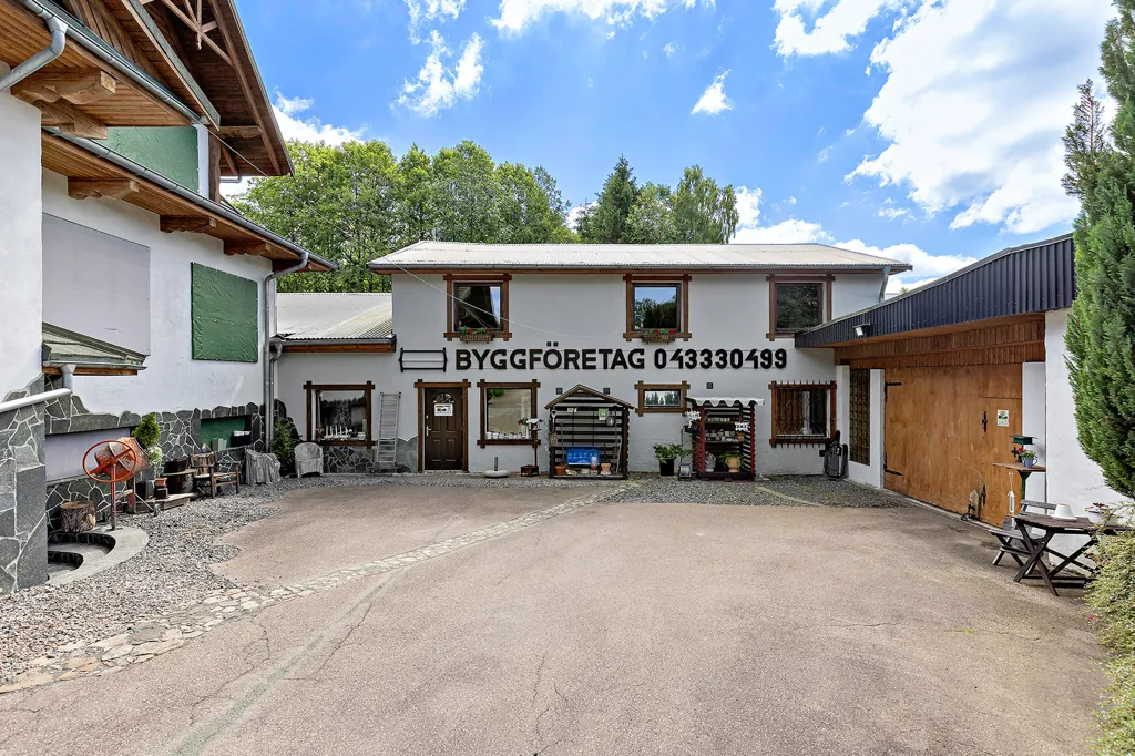 Extérieur - Commercial Property with Workshop in Värsjö