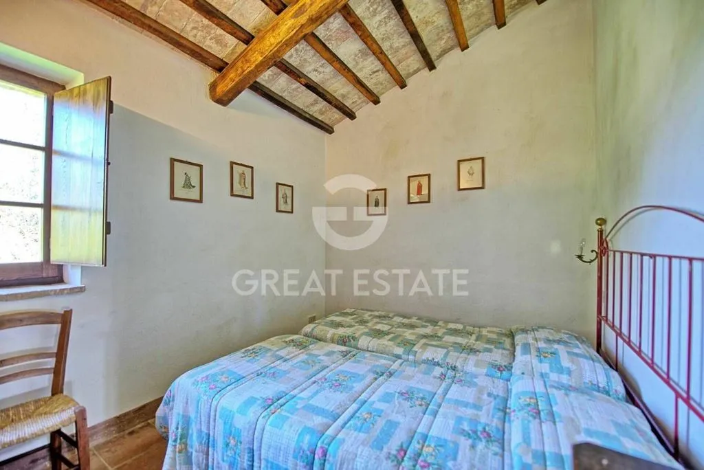 Bedrooms - Rustic Farmhouse with Pool in Sarteano